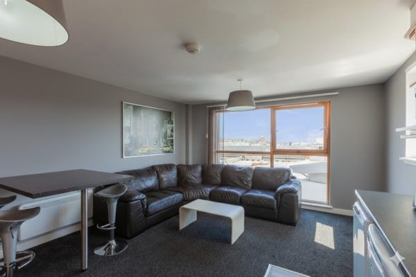 Gcampus-apartments-grey-wall